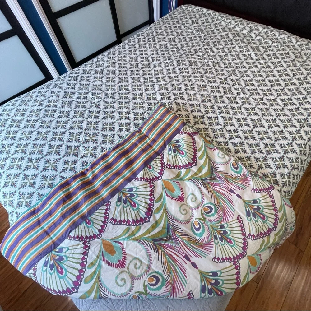 Boho Boutique “Beach Babe” Reversible Comforter Set.